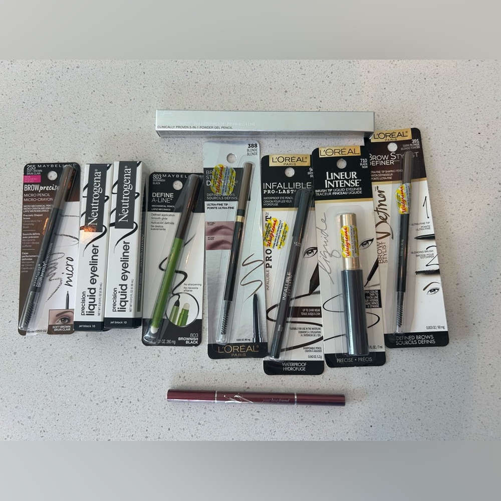 L’Oréal Brow Stylist Neutrogena Eyeliner Makeup Bundle
